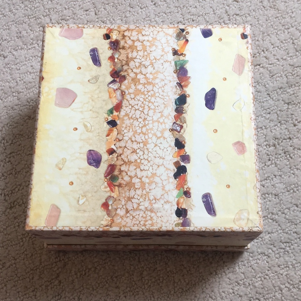 🔥FREE WITH PURCHASE🔥Gift Box - Picture 3 of 8